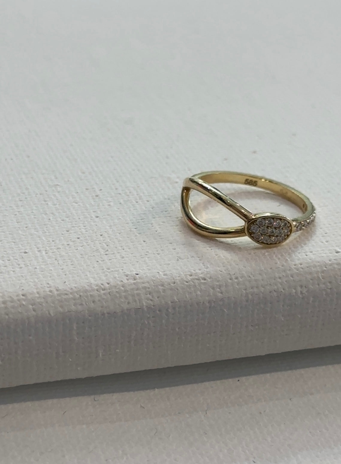 Goldring-Half