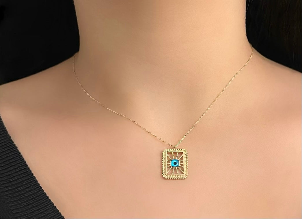 Goldkette-Nazar